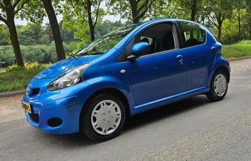 Toyota Aygo 1.0-12V Nieuwstaat ! 16.871 KM ! 1e Eigenaar ! beschikbaar voor biedingen