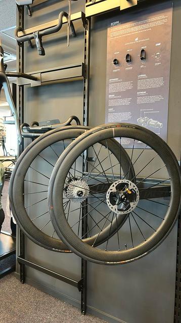 Mavic cosmic SLR45 CARBON beschikbaar voor biedingen