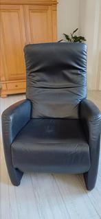 relaxfauteuil zwart leer met gasveer, Huis en Inrichting, Fauteuils, Ophalen, Gebruikt, Minder dan 75 cm, Leer
