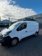 Opel Vivaro 1.6D 92KW 2016 -APPLE CARPLAY- CRUISE CONTROL-, Auto's, Bestelauto's, Voorwielaandrijving, Zwart, 4 cilinders, Parkeersensor