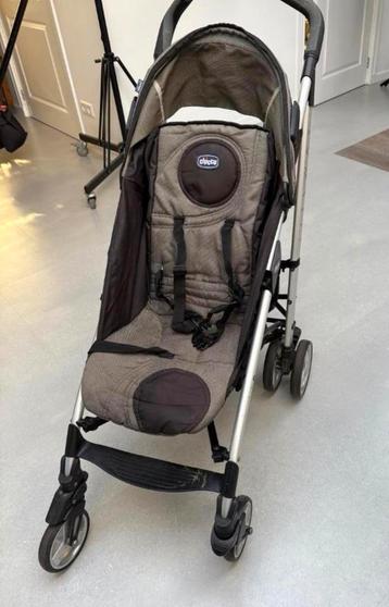 Gebruikte buggy beschikbaar voor biedingen