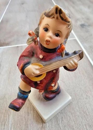 Goebel Hummel Happiness 86 beschikbaar voor biedingen
