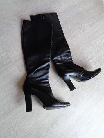 Shoebaloo hoge leren laarzen zwart 39 100% leer en origineel beschikbaar voor biedingen