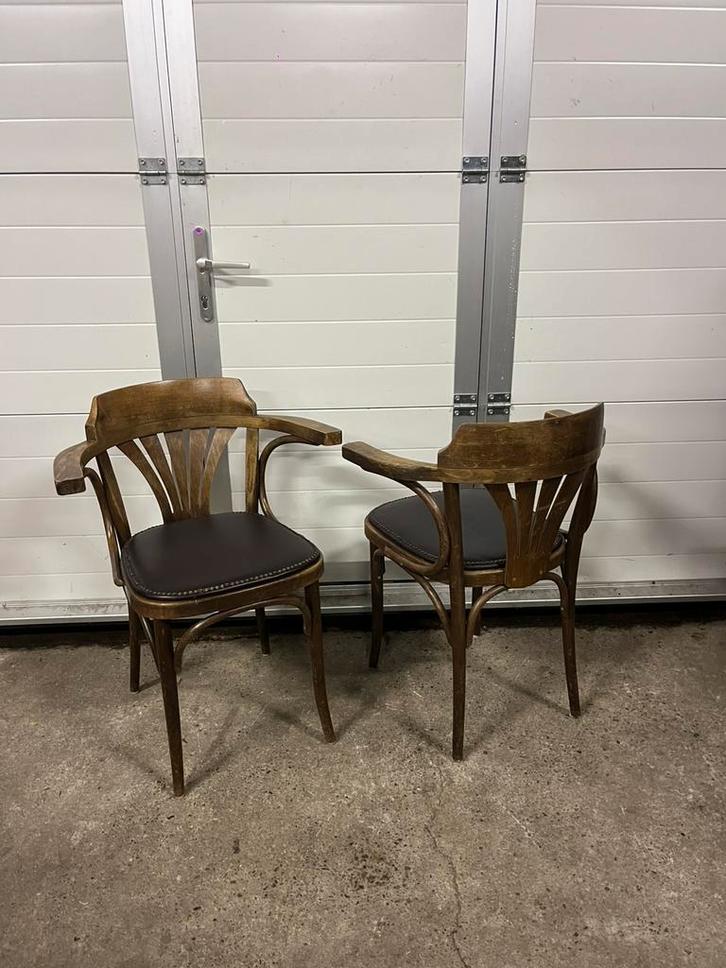 8 stuks houten horeca cafe thonet stoelen, mancave, kroeg, Huis en Inrichting, Stoelen, Gebruikt, Vijf, Zes of meer stoelen, Hout