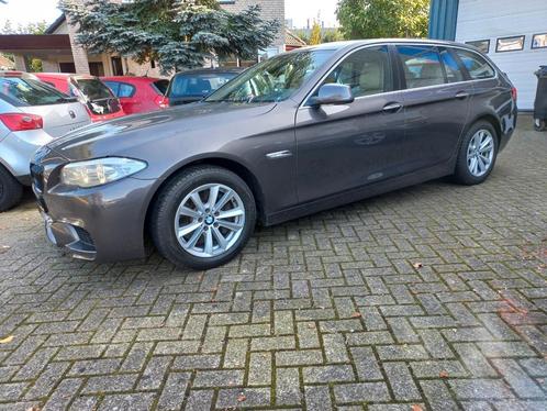 BMW 5-Serie 528I 180KW Touring Aut8 2012 Bruin, Auto's, BMW, Particulier, 5-Serie, ABS, Airbags, Airconditioning, Alarm, Bluetooth