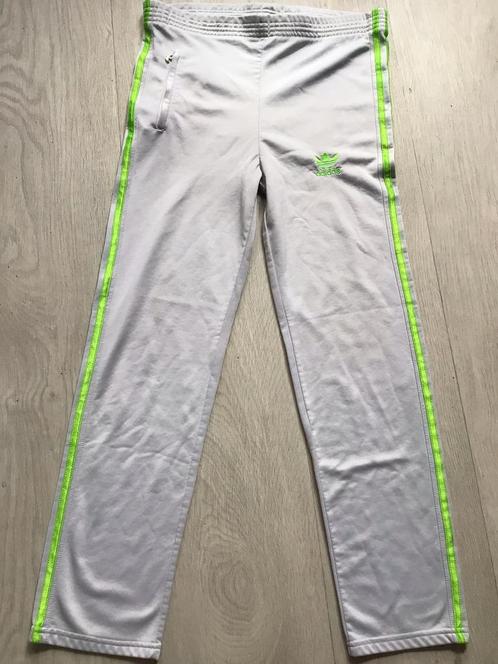 Witte adidas trainingsbroek maat L, Kleding | Dames, Sportkleding, Gedragen, Maat 42/44 (L), Wit, Ophalen of Verzenden