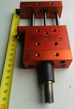 Meto-fer liniare pneumatische cilinder ML 12/26, Ophalen of Verzenden, Gebruikt