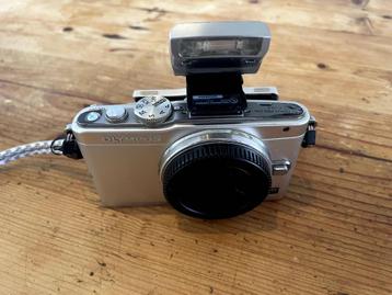 Olympus PEN Lite E-PL5 - flits  - extra accu - data kabel beschikbaar voor biedingen