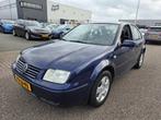 Volkswagen Bora 1.6-16V Comfortline, Gebruikt, Bora, 4 cilinders, Blauw