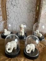 5 Mini stolpjes met porseleinen beeldjes, Ophalen of Verzenden, Zo goed als nieuw
