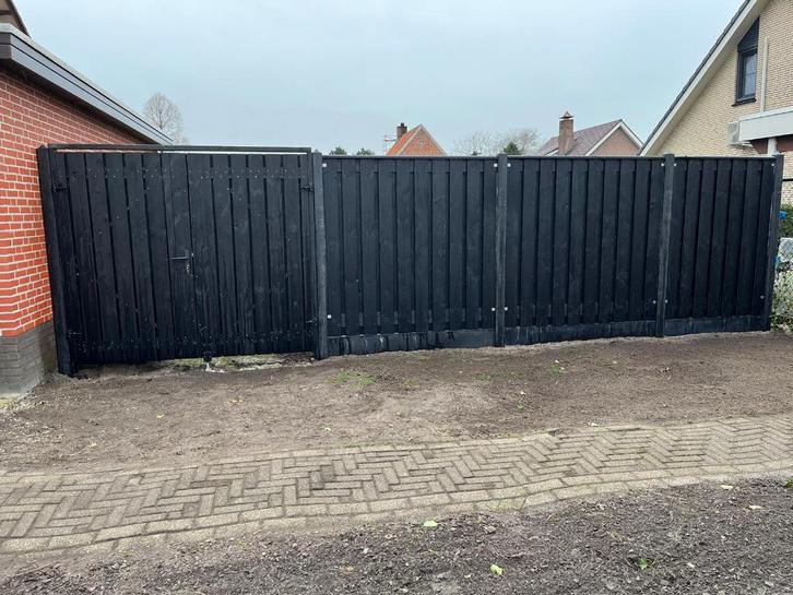 Hout beton schutting 21 planks Zwart A-kwaliteit+ plaatsen, Tuin en Terras, Schuttingen, Nieuw, Hout, 1 tot 2 meter, Minder dan 3 meter