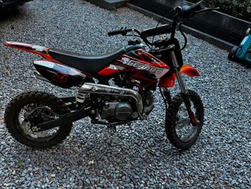 110cc Dirtbike / Crossmotor – Automaat – Gebruikt beschikbaar voor biedingen