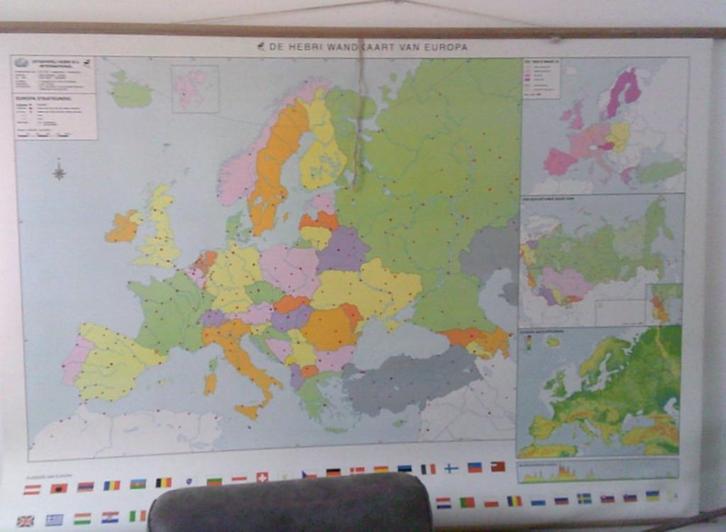 Schoolkaart Europa staatkundig ca. 125x175 cm wandkaart, Huis en Inrichting, Woonaccessoires | Wanddecoraties, Gebruikt, Ophalen