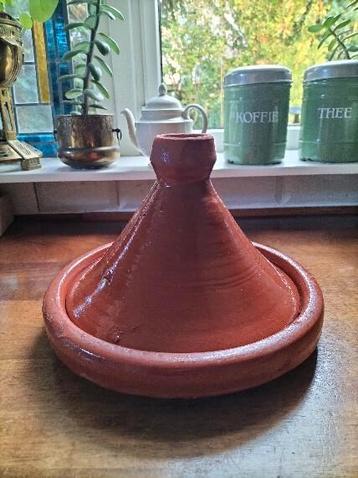 Mooie authentieke Tajine beschikbaar voor biedingen