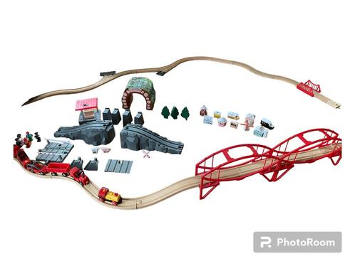 Grote houten treinbaan, Kinderen en Baby's, Speelgoed | Houten speelgoed, Gebruikt, Overige typen, Ophalen of Verzenden