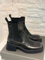 Vagabond Shoemakers Dorah Chelsea Boot, Lage of Enkellaarzen, Nieuw, Ophalen of Verzenden, Grijs