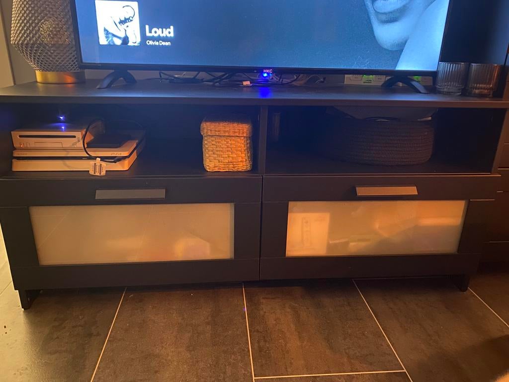 Ikea Brimnes TV meubel, Huis en Inrichting, Kasten | Televisiemeubels, Ophalen, 100 tot 150 cm, Zo goed als nieuw, Minder dan 100 cm
