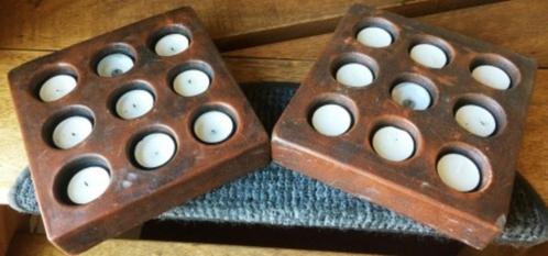 Twee donkerbruine waxinelicht houder, Huis en Inrichting, Woonaccessoires | Kandelaars en Kaarsen, Gebruikt, Minder dan 25 cm