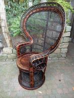 vintage rotan pauwstoel in topstaat., Huis en Inrichting, Ophalen, Zo goed als nieuw, Bruin, Eén