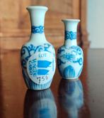 2 Vung Tau Cargo 1690 poppenhuisflesjes doll's house vases, Ophalen of Verzenden
