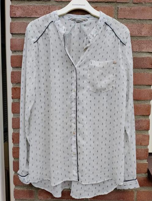 Super stoere mooi printblouse van Garcia jeans, M, Kleding | Dames, Blouses en Tunieken, Zo goed als nieuw, Maat 38/40 (M), Wit