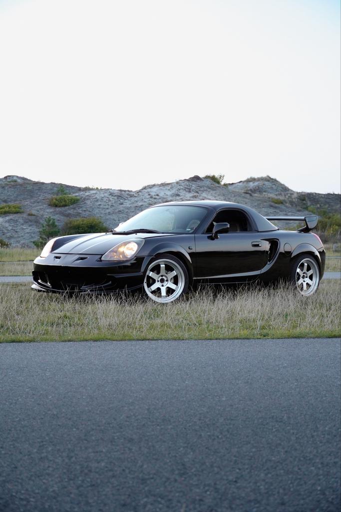 MR2 ZZW30 Varis Japan en originele Voorbumper, Auto-onderdelen, Carrosserie en Plaatwerk, Bumper, Toyota, Voor, Gebruikt, Ophalen