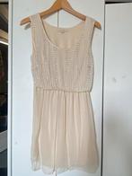 Jurkje beige bruiloft/feest TFNC maat S, Kleding | Dames, Nieuw, Beige, Ophalen of Verzenden, Maat 36 (S)