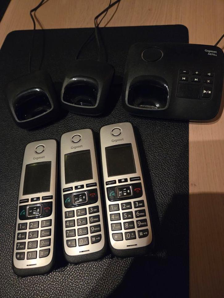 Gigaset A670A Trio Draadloze Telefoon, Telecommunicatie, Vaste telefoons | Handsets en Draadloos, Zo goed als nieuw, 3 handsets