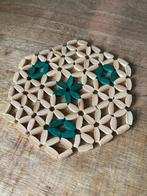 Vintage onderzetter pan, van kralen, Ophalen of Verzenden, Gebruikt, Pot of Pan