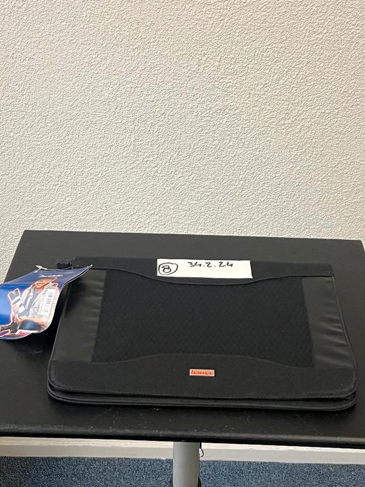 tas 8 schrijfmap 34x2x24, Diversen, Schrijfwaren, Gebruikt, Ophalen of Verzenden