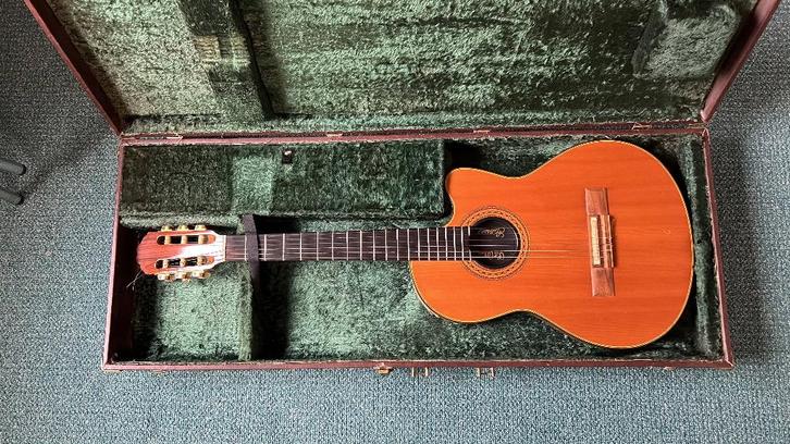 Gibson Chet Atkins CE Custom Shop Edition, Muziek en Instrumenten, Snaarinstrumenten | Gitaren | Elektrisch, Gebruikt, Solid body