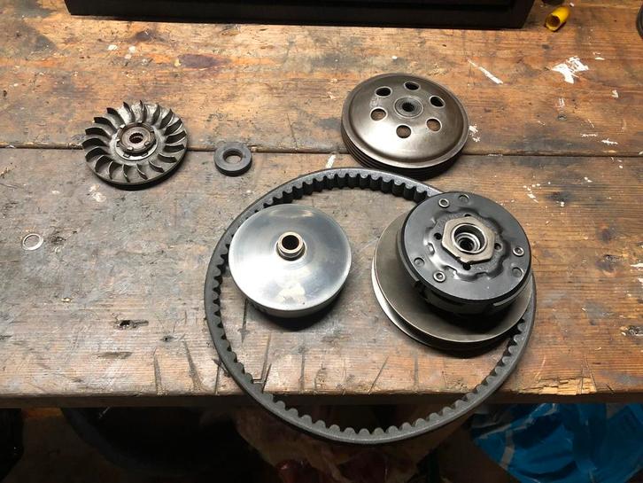 Malossi overrange minarelli horizontaal, Fietsen en Brommers, Brommeronderdelen | Puch, Zo goed als nieuw, Blok, Ophalen of Verzenden