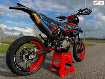KTM 450/530 Supermoto Supermotard A2 VTR Style beschikbaar voor biedingen