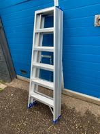 Dubbele trap 2x6 tredes professioneel eurostairs, Doe-het-zelf en Verbouw, Ladders en Trappen, Ophalen, Zo goed als nieuw, Minder dan 2 meter