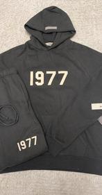 Essentials Fear of God 1977 Iron Black Maat S, Ophalen of Verzenden, Nieuw, Maat 46 (S) of kleiner, Zwart