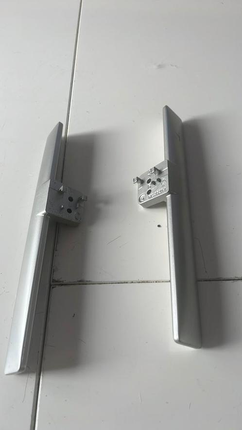 Voetjes Philips led tv (43PUS7555, 50PUS7555), Audio, Tv en Foto, Televisie-accessoires, Zo goed als nieuw, Ophalen of Verzenden
