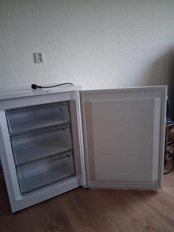 AEG Vriezer - Perfect voor extra vriesruimte! beschikbaar voor biedingen
