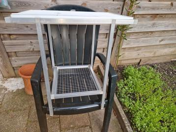 Voerdertafel vogels, 4 stuks beschikbaar voor biedingen