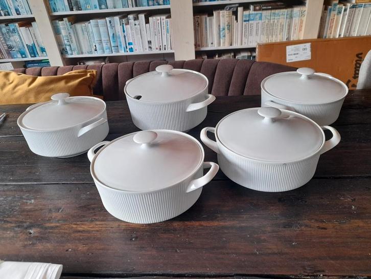 Dekschalen Arzberg porselein vijf stuks zo goed als nieuw, Huis en Inrichting, Keuken | Servies, Zo goed als nieuw, Schaal of Schalen