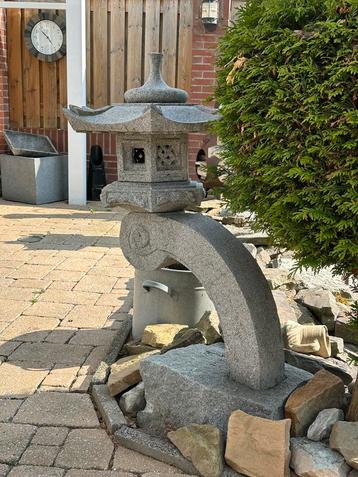 Japanse Granieten Rankei Lantaarn. beschikbaar voor biedingen