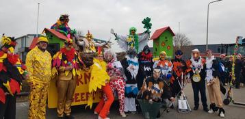 Loopgroep met zelfrijdende wagen+aanhanger  beschikbaar voor biedingen