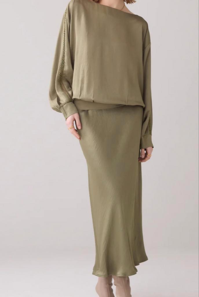 Summum Groene Blouse en rok zijde Maat 38, Kleding | Dames, Blouses en Tunieken, Nieuw, Maat 38/40 (M), Groen, Ophalen of Verzenden
