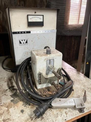 Puntlas apparaat 220 Volt beschikbaar voor biedingen