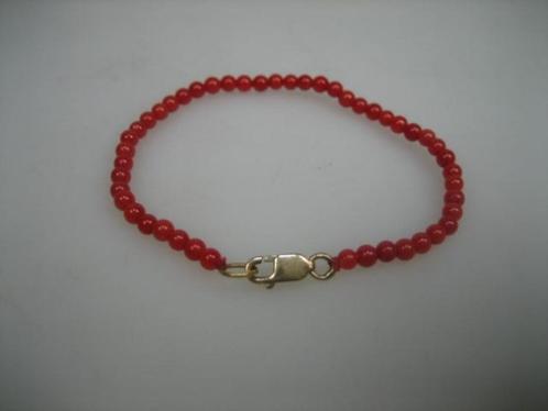 Antieke Bloedkoralen Baby Armbandje met gouden sluiting, Sieraden, Tassen en Uiterlijk, Kindersieraden, Nieuw, Armband, Rood, Verzenden