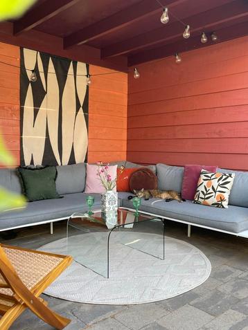 Glazen bijzettafel 60x60 cm – stijlvol, modern design beschikbaar voor biedingen