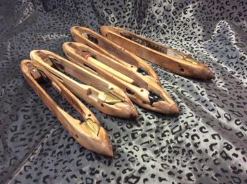 5 mooie, gave, antieke schietspoelen te koop beschikbaar voor biedingen