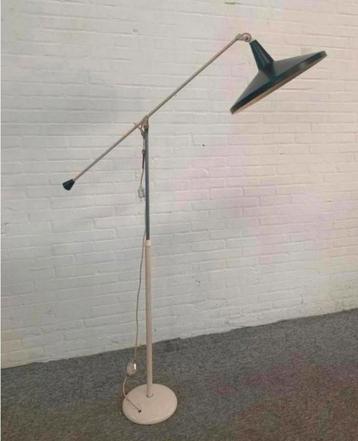 Lamp Staande Panama lamp Model 6350 Wim Rietveld Gispen 50s. beschikbaar voor biedingen