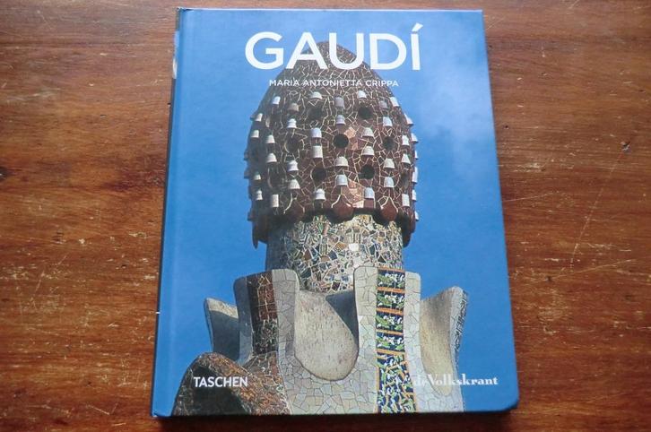 boek - Antoni Gaudi - Maria Antoinietta Crippa - taschen 1, Boeken, Kunst en Cultuur | Architectuur, Zo goed als nieuw, Architecten