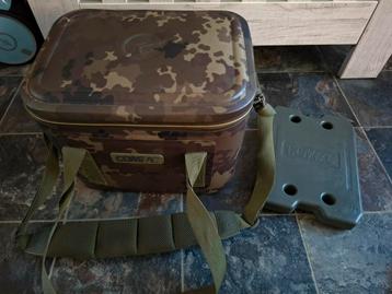 Korda Compac Kamo Koeltas 14L met coolpack XL in topstaat beschikbaar voor biedingen