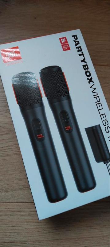 Draadloze JBL microfoons  beschikbaar voor biedingen